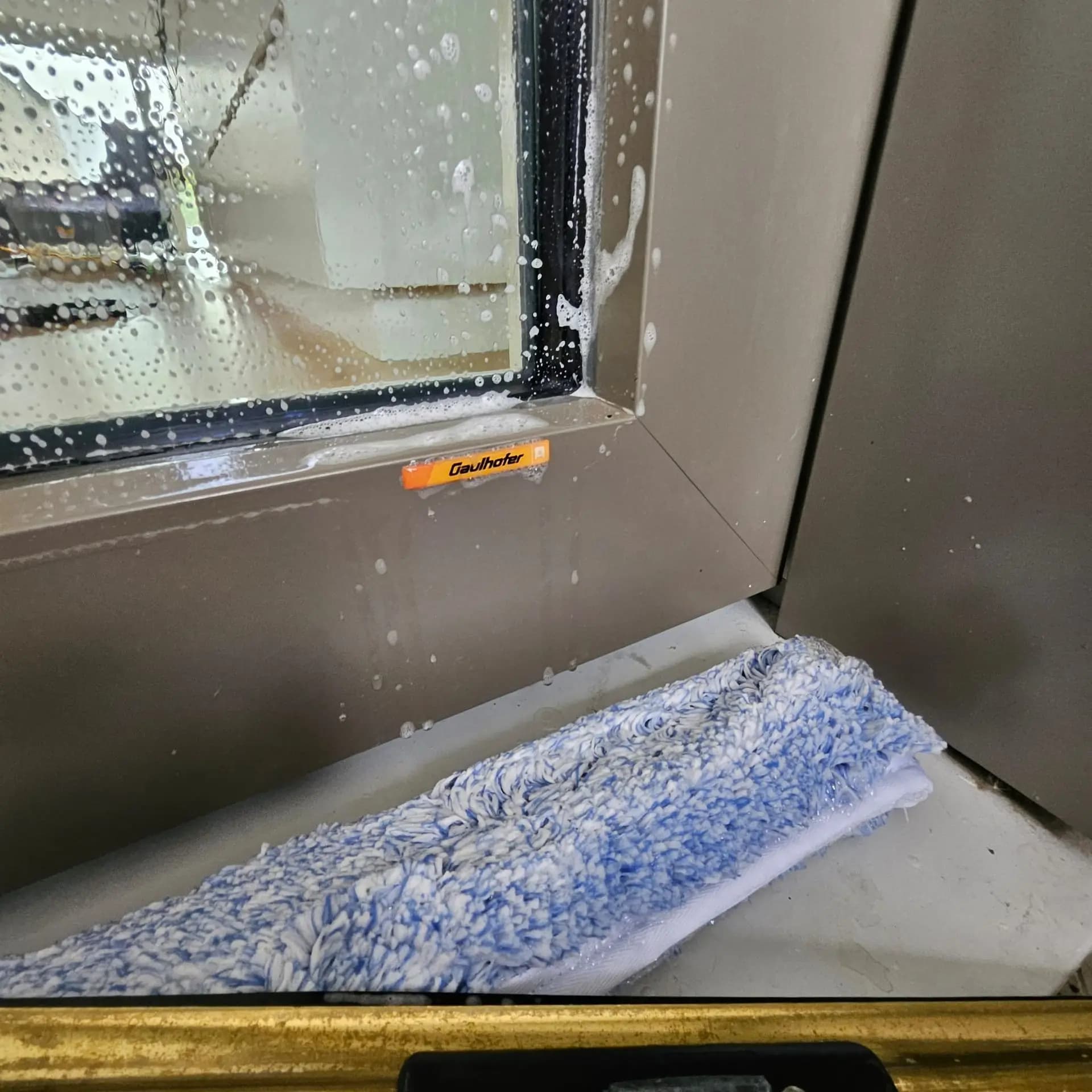 How to Clean Gaulhofer Windows: A Professional Guide
