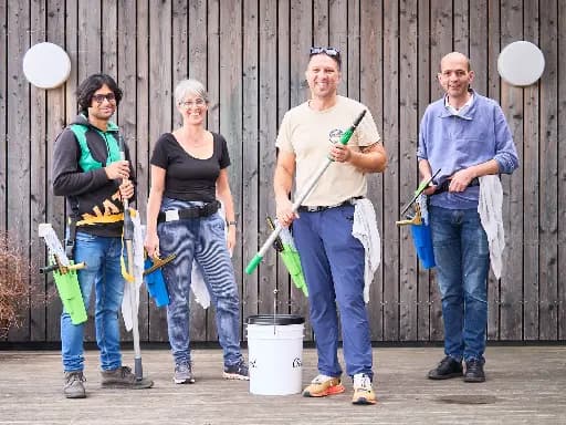 Window cleaning manifesto training workshop teaching streak-free squeegee fundamentals