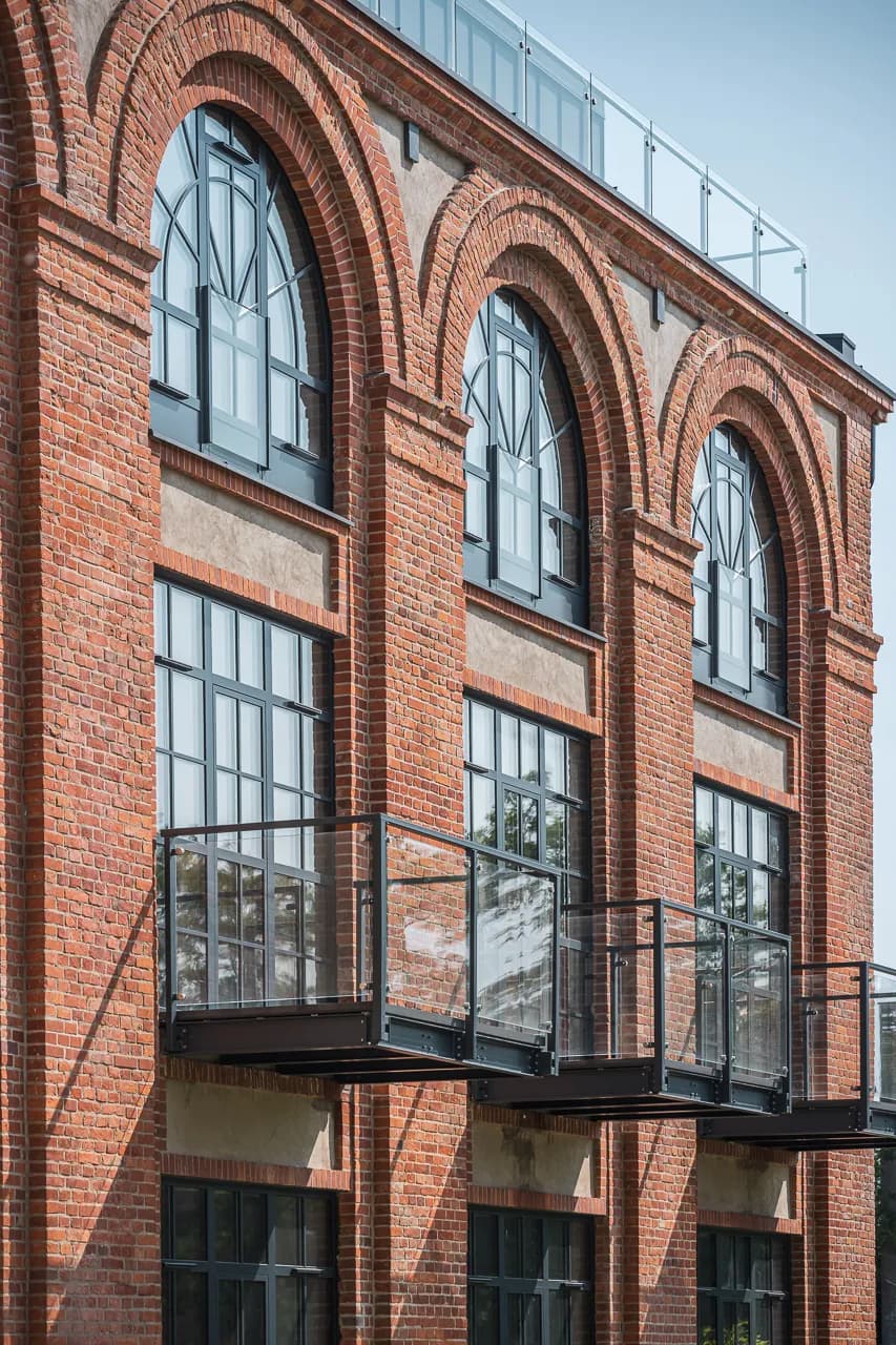 Aluron window product